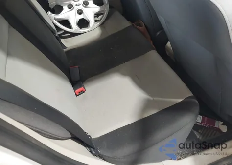 2011 Ford Fiesta S из США, поврежденный, VIN 3FADP4AJ8BM170415